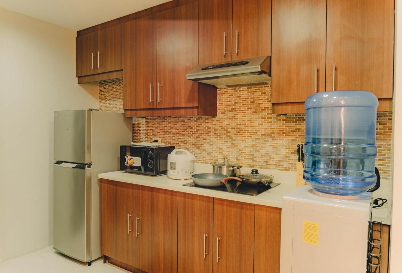 Ayala Mall 10Mins Walk Cebu City Apartment & Pool Exterior photo